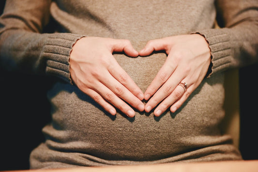 Peut-on porter une bola de grossesse quand on attend des jumeaux ?