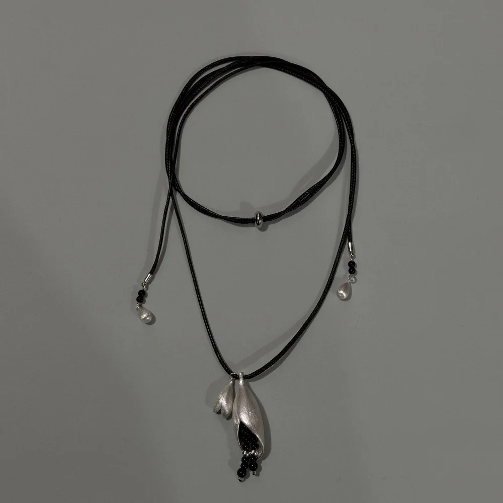 Collier bola carillon éolien cuivre argent et agate noire – Image 2