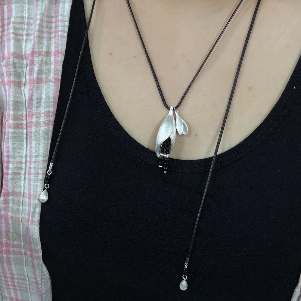 Collier bola carillon éolien cuivre argent et agate noire – Image 3